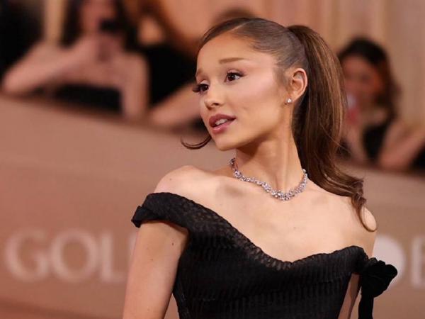 Ariana Grande Ambil Jeda dari Dunia Hiburan, Apa Penyebabnya?