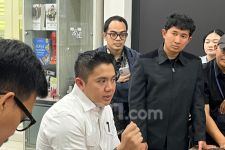 Analisis Politik Terkait Aksi Seskab dalam Mencari Buku di Blok M