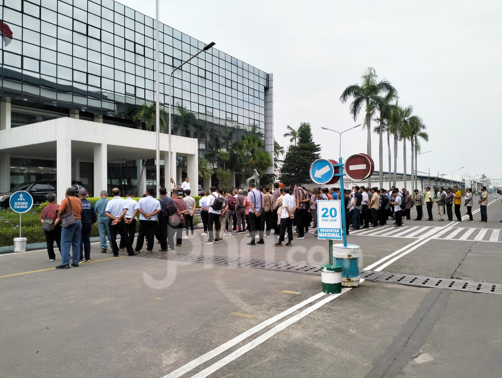 DPR Dorong Pemerintah Perluas Program Padat Karya untuk Atasi Ancaman PHK Massal