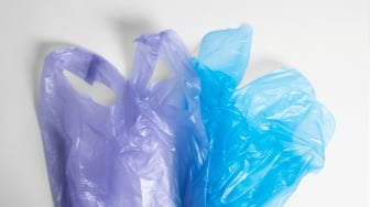 Penyebab Kenaikan Harga Plastik: Tinjauan Terhadap Kenaikan Harga Bahan Baku