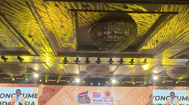 Bahlil Mengajak Kader Golkar untuk Berani Mengkritik Pemerintah