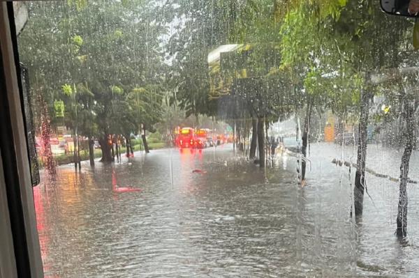 Banjir Melanda 55 RT di Jakarta Setelah Hujan Deras, Terparah di Jakarta Selatan