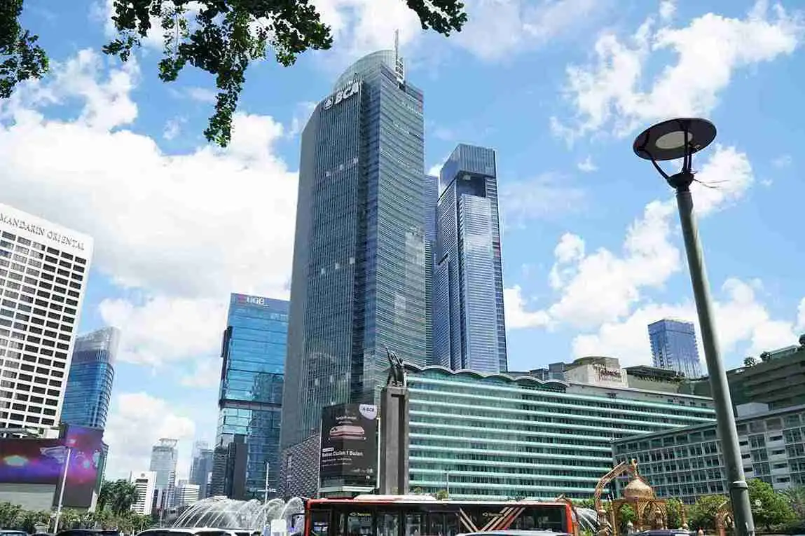 BBCA Alami Penurunan di Cum Date, Direksi Melakukan Pembelian Saham di Bawah Rp7.000