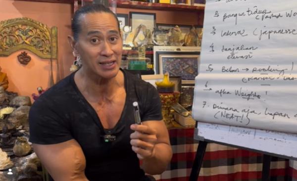 Rahasia Tetap Bugar di Usia Tua Menurut Ade Rai: Pentingnya Protein