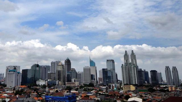 Cuaca Rabu 22 April 2026: Pagi Cerah Berawan, Malam Hujan di Jabodetabek