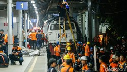 ---
Daftar Rumah Sakit yang Menangani Korban Insiden KRL di Bekasi Timur, 14 Meninggal dan 84 Luka-Luka
---