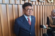 Uya Kuya Menyangkal Memiliki 750 Dapur MBG, Curiga Ada Pihak yang Memfitnah