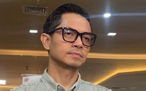 Dude Harlino Menghadapi Hujatan di Tengah Kasus PT DSI dengan Kesabaran