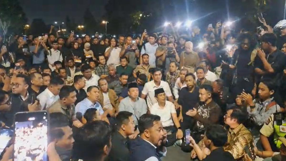 Kericuhan Diskusi di UGM, Wamen Sudaryono: Kami Datang untuk Berdialog
