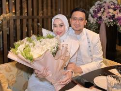 Gaji Reza Gladys Ternyata Tidak Sebesar Itu, Ini Faktanya!