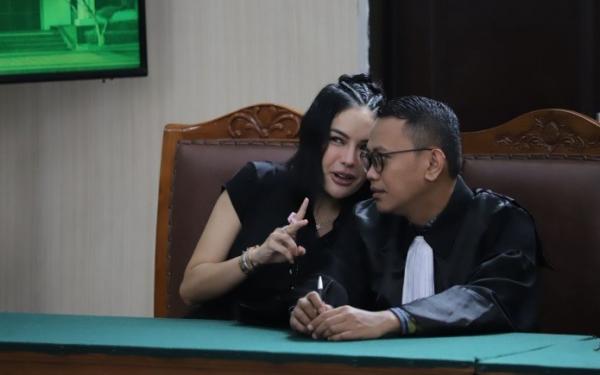 ---
Kekhilafan Hakim dalam Kasus Nikita Mirzani Diperiksa Kembali

---