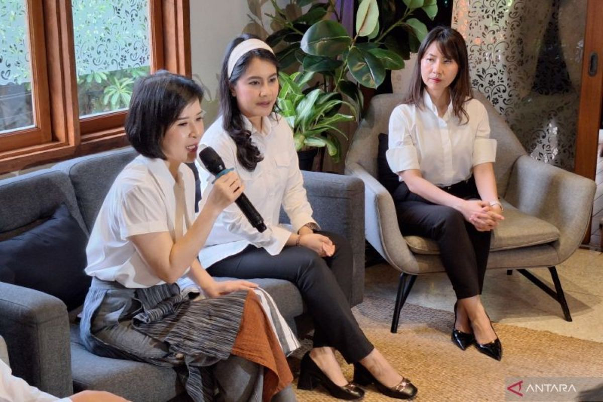 ---
Grace Natalie Menyatakan Tidak Ada Masalah dengan Jusuf Kalla

---