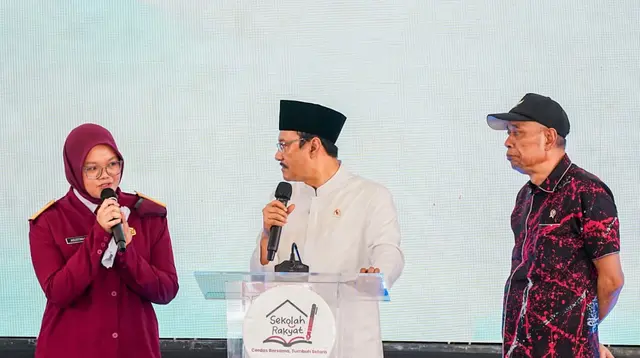 ---
Gus Ipul Resmikan MPLS Sekolah Rakyat Permanen di Sragen

---