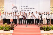 ---
Sekjen PSI Raja Juli Antoni Optimis Jambi Jadi Kandang Gajah pada 2029

---