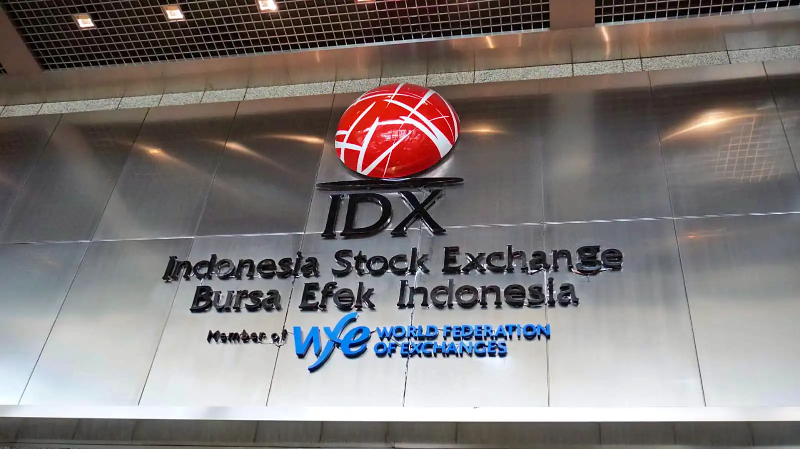 Indeks Harga Saham Gabungan Sentuh 7.048, Kinerja Bursa Asia Tertekan, Harga Minyak Memicu Kekhawatiran