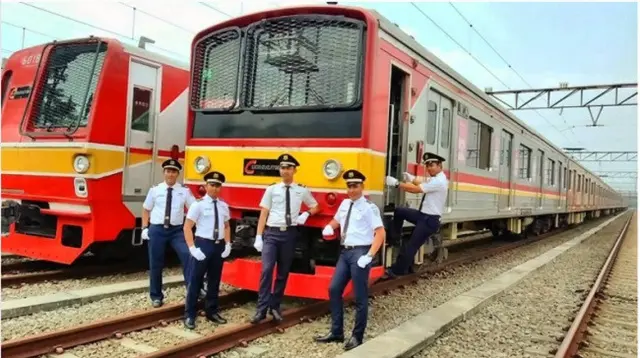 Peran Vital Masinis dalam Sejarah Perkeretaapian Indonesia