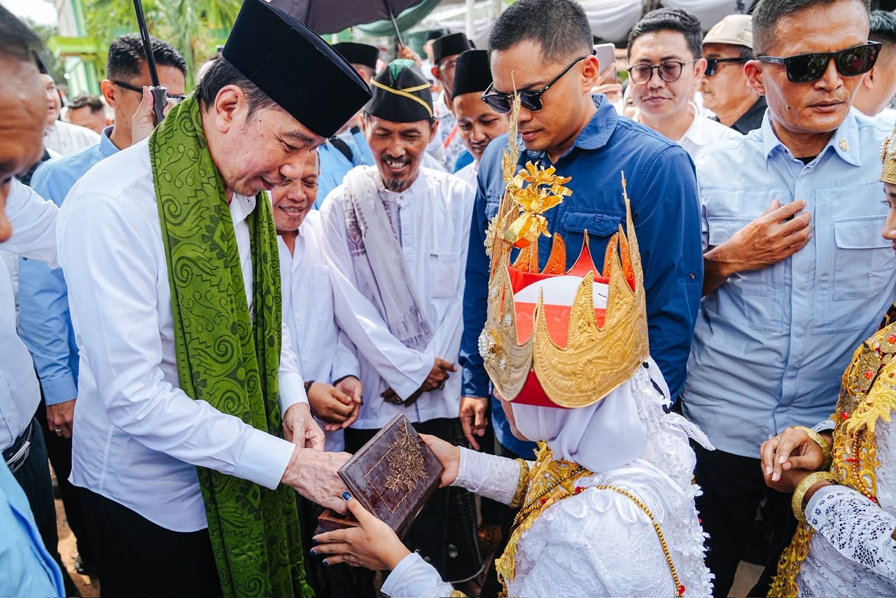 Kedatangan Jokowi di NTT Disambut Antusias Relawan dan Masyarakat