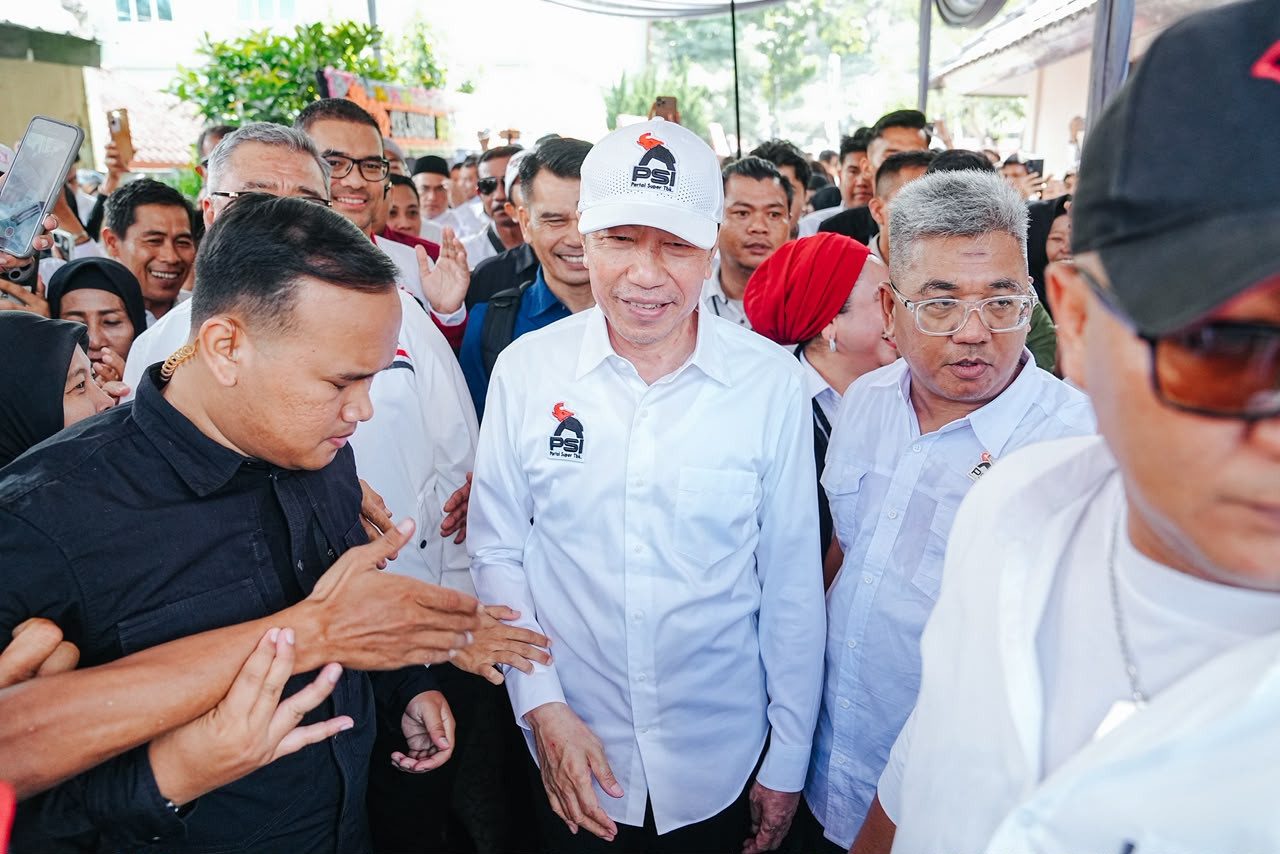 Jokowi Tantang Diri Sendiri, Taruhan PSI Menuju Senayan