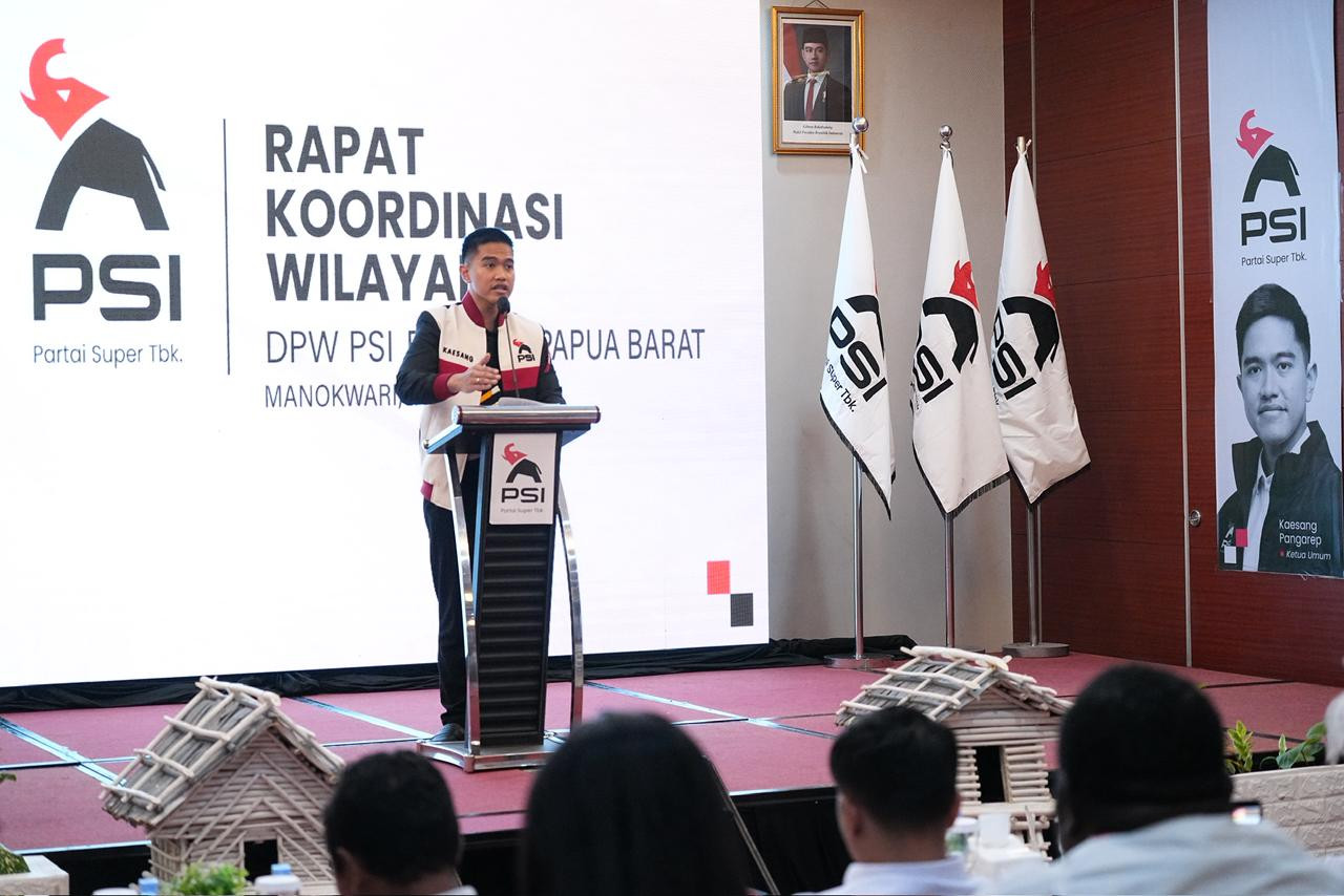 Kaesang Ajak Kader PSI Awasi Pembangunan Infrastruktur di Papua Barat