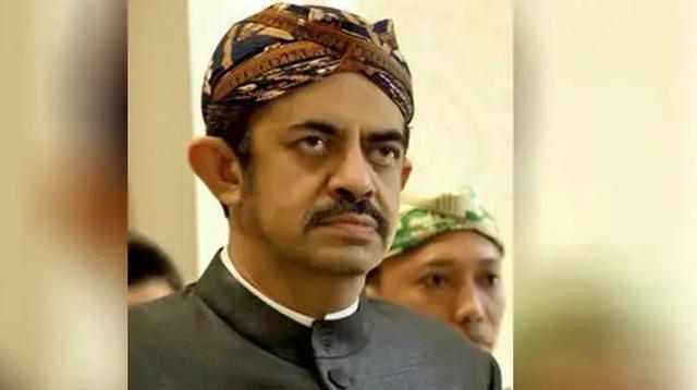 Kejagung Umumkan Tujuh Tersangka dalam Kasus Korupsi Petral, Termasuk Riza Chalid