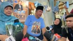 Keluarga Vidi Aldiano Melakukan Ziarah Harian Selama 40 Hari Berturut-turut