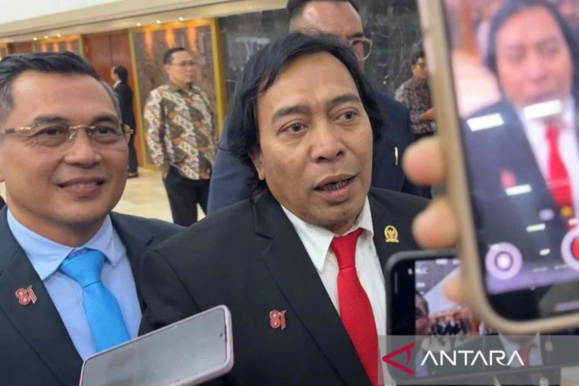 ---
Respon Komeng Terhadap Pidato Presiden Prabowo Mengenai Swasembada Pangan

---