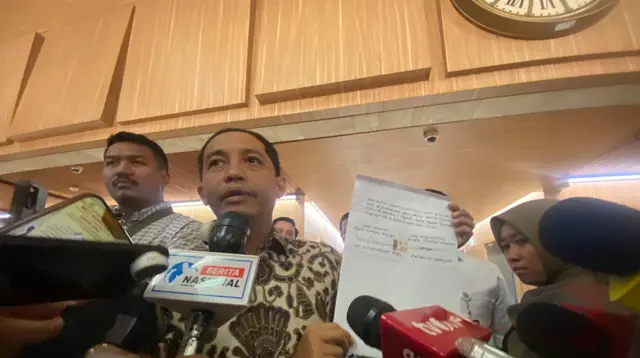 KPK Mengungkap Uang Amplop Bupati Kuansing untuk Menhut