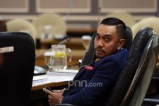 ---
KPK Mengusulkan Pembatasan Uang Tunai dalam Pemilu, Sahroni dari NasDem Menyatakan Dukungan

---