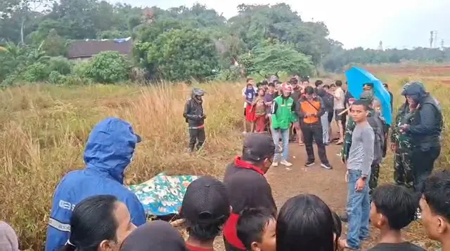 ---
Penemuan Mayat Tanpa Kaki di Depok Gegerkan Warga

---
