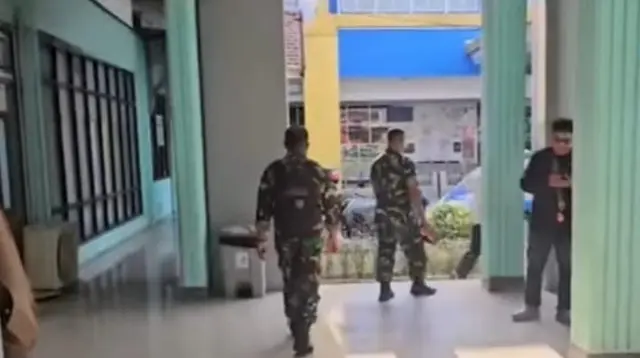 ---
Kecelakaan di Gudang Amunisi TNI AD Madiun, Satu Prajurit Tewas

---