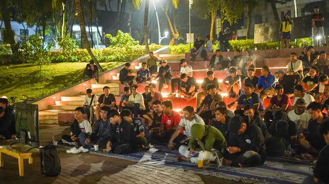 Pesona Nobar Keliling, Menyajikan Keindahan Jakarta di Atas Tikar
