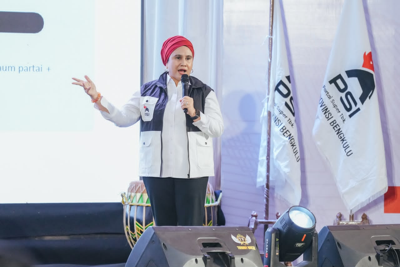 Fenty Noverita Siap Berkontribusi untuk Masyarakat sebagai Caleg DPR dari Dapil VI Jabar