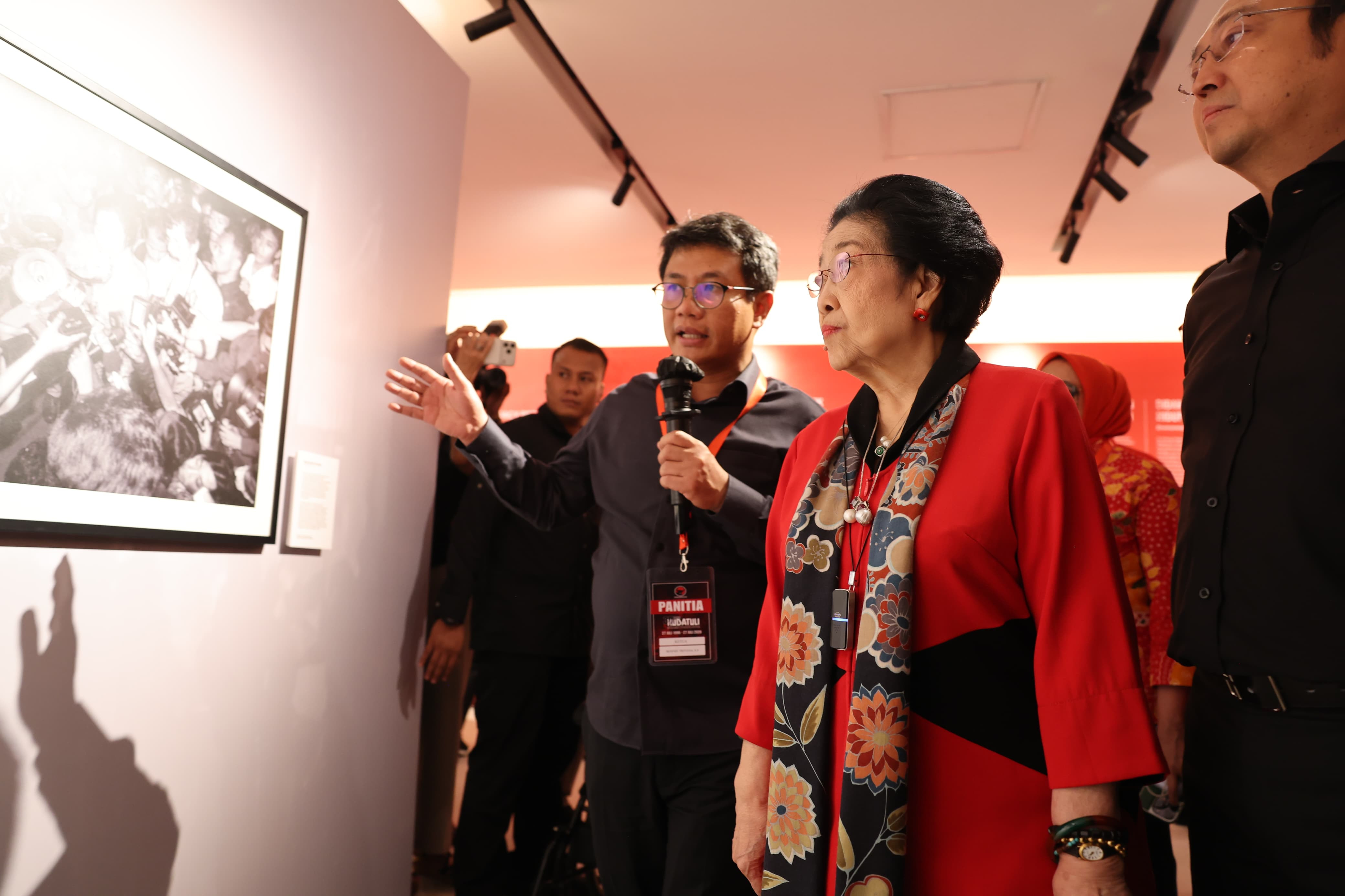 Megawati Kenang Peristiwa Tragis 27 Juli 1996 dalam Pameran Sejarah