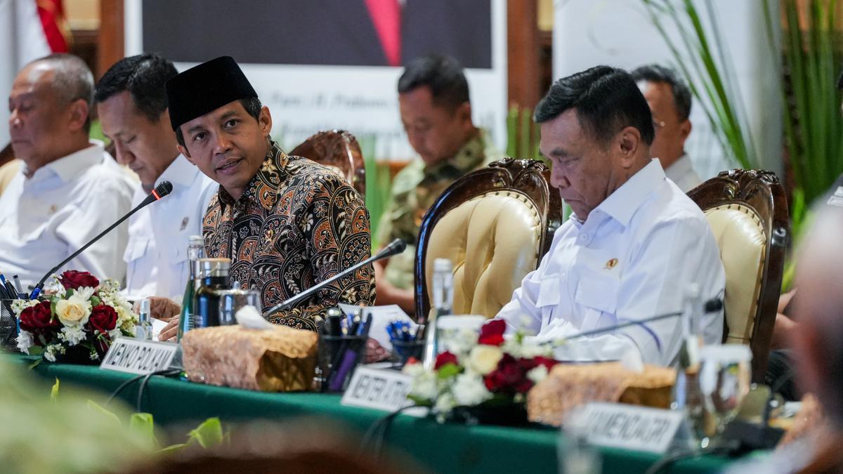 Taruhan Jabatan Polda dan Pangdam dalam Menghadapi Ancaman Karhutla