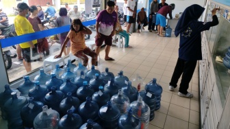Kenaikan Harga Plastik: Implikasi terhadap Biaya Barang dan Layanan di Pasaran