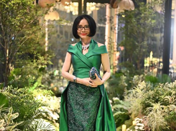 Poppy Dharsono Rayakan Ulang Tahun ke-75, Berkomitmen Membangun Fashion Indonesia