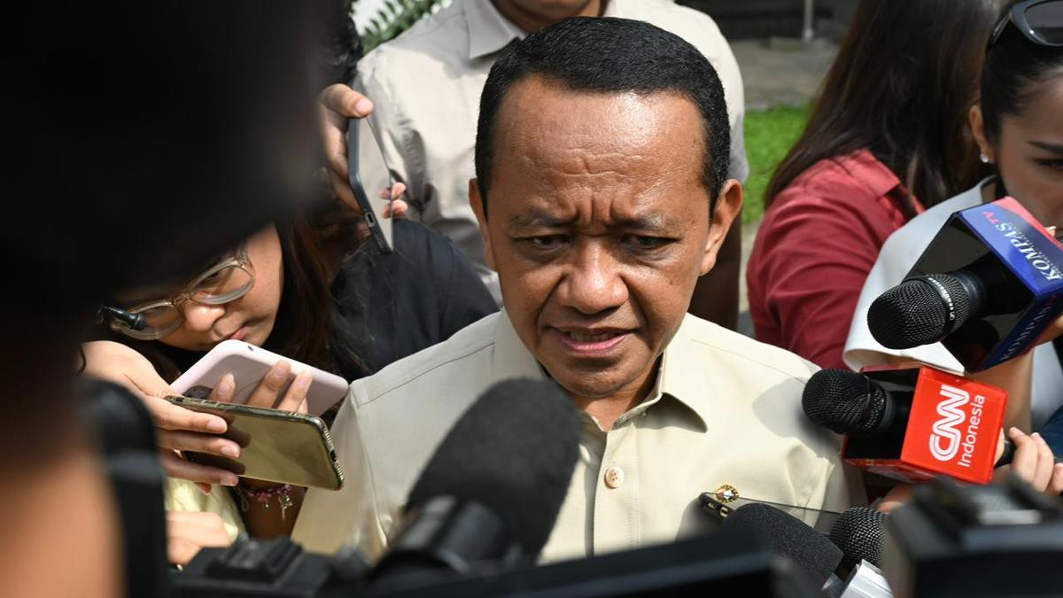 Prabowo Temui Bahlil di Istana, Bahas Harga Minyak dan Pendapatan Negara