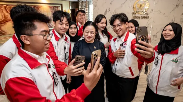 Puan Maharani Sampaikan Tantangan Hoaks kepada Parlemen Remaja