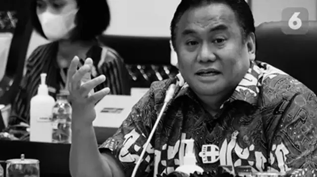 ---
Rachmat Gobel Akan Dikebumikan di Gorontalo

---