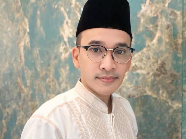 ---
Ruben Onsu Bela Anaknya dari Hujatan di Media Sosial, Soroti Dampak Jejak Digital

---