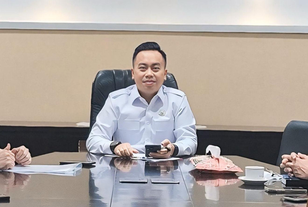 ---
Ketum PASBATA Sebut Tuduhan terhadap Seskab Teddy Indra Wijaya Sebagai Fitnah Pribadi

---