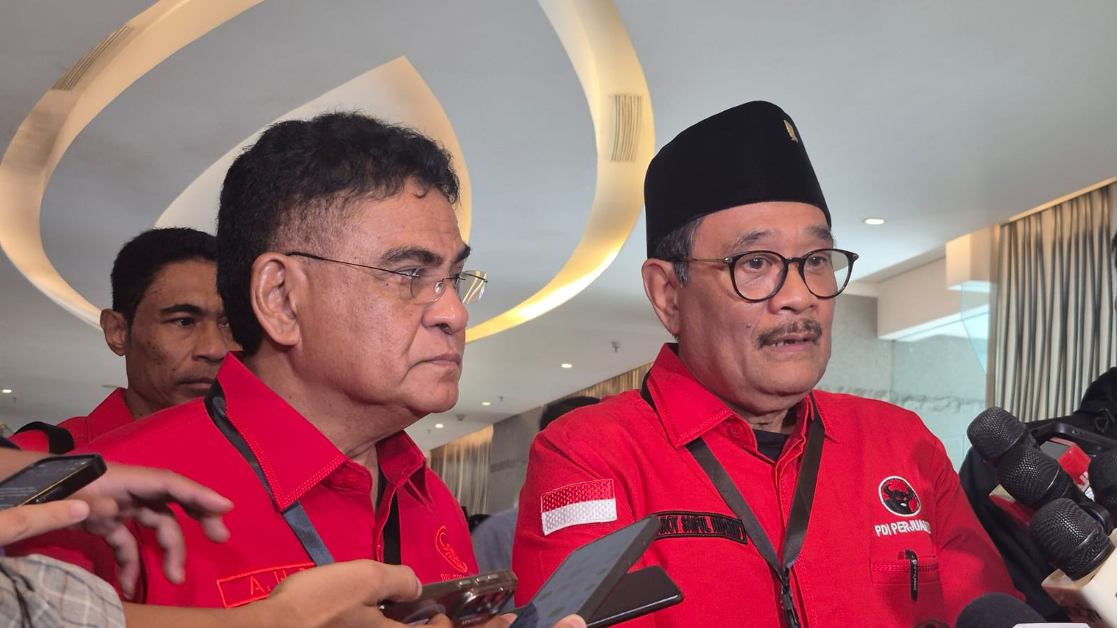 Djarot PDIP: Pertemuan Sekjen Partai Pendukung Pemerintah Sangat Positif