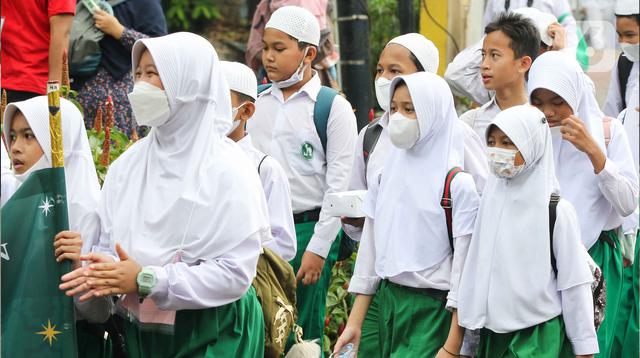 Sekolah Swasta Gratis: Larangan Pungutan Liar dan Sanksi bagi Pelanggar