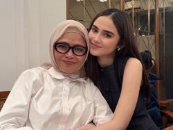 ---
Identitas Ayah Kandung Syifa Hadju Terungkap

---