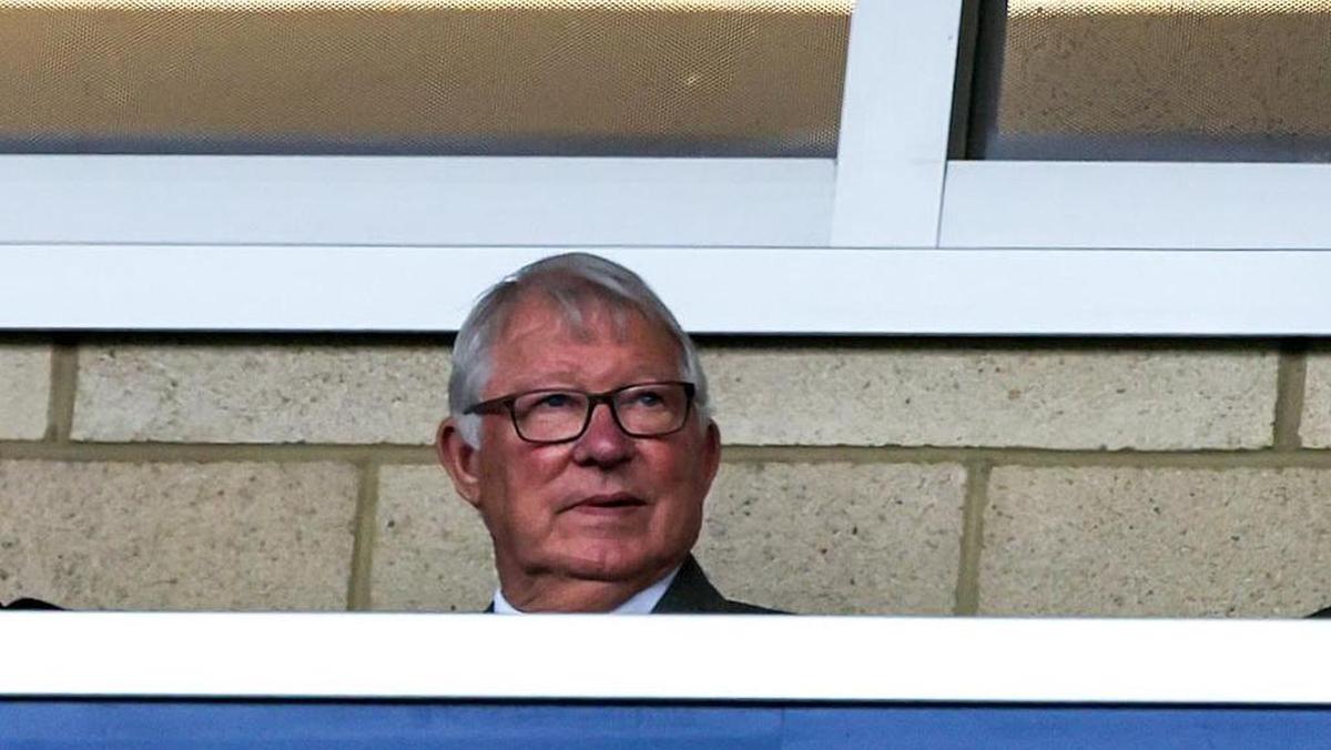 ---
Sir Alex Ferguson Dilarikan ke Rumah Sakit Sebelum Pertandingan MU Melawan Liverpool

---