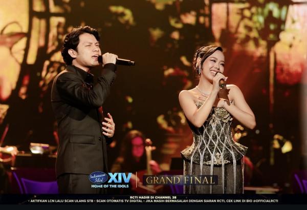 Duet Memikat Celyna dan Rony Parulian Mengguncang Grand Final Indonesian Idol XIV