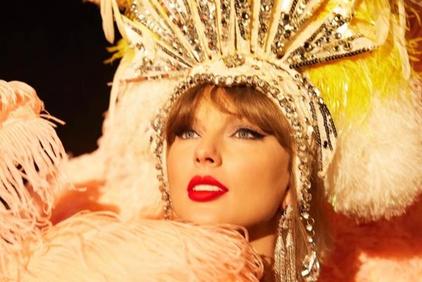 Taylor Swift dan Travis Kelce Resmi Menikah, Adam Sandler Jadi Penghulu