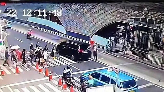 Identitas Pemilik Mobil Alphard Viral di Bundaran HI Terungkap