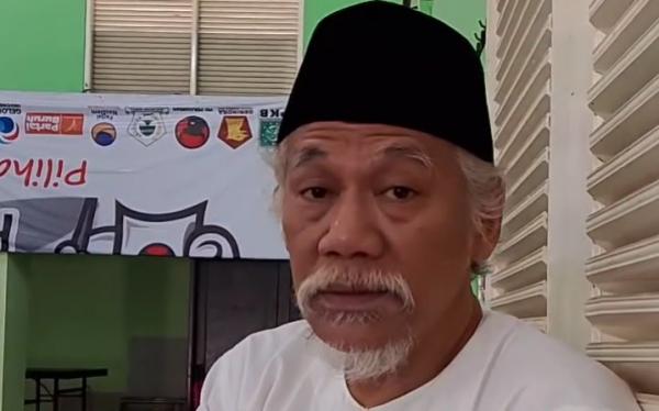 Tio Pakusadewo Tetap Bersemangat Syuting Meski Menggunakan Kursi Roda
