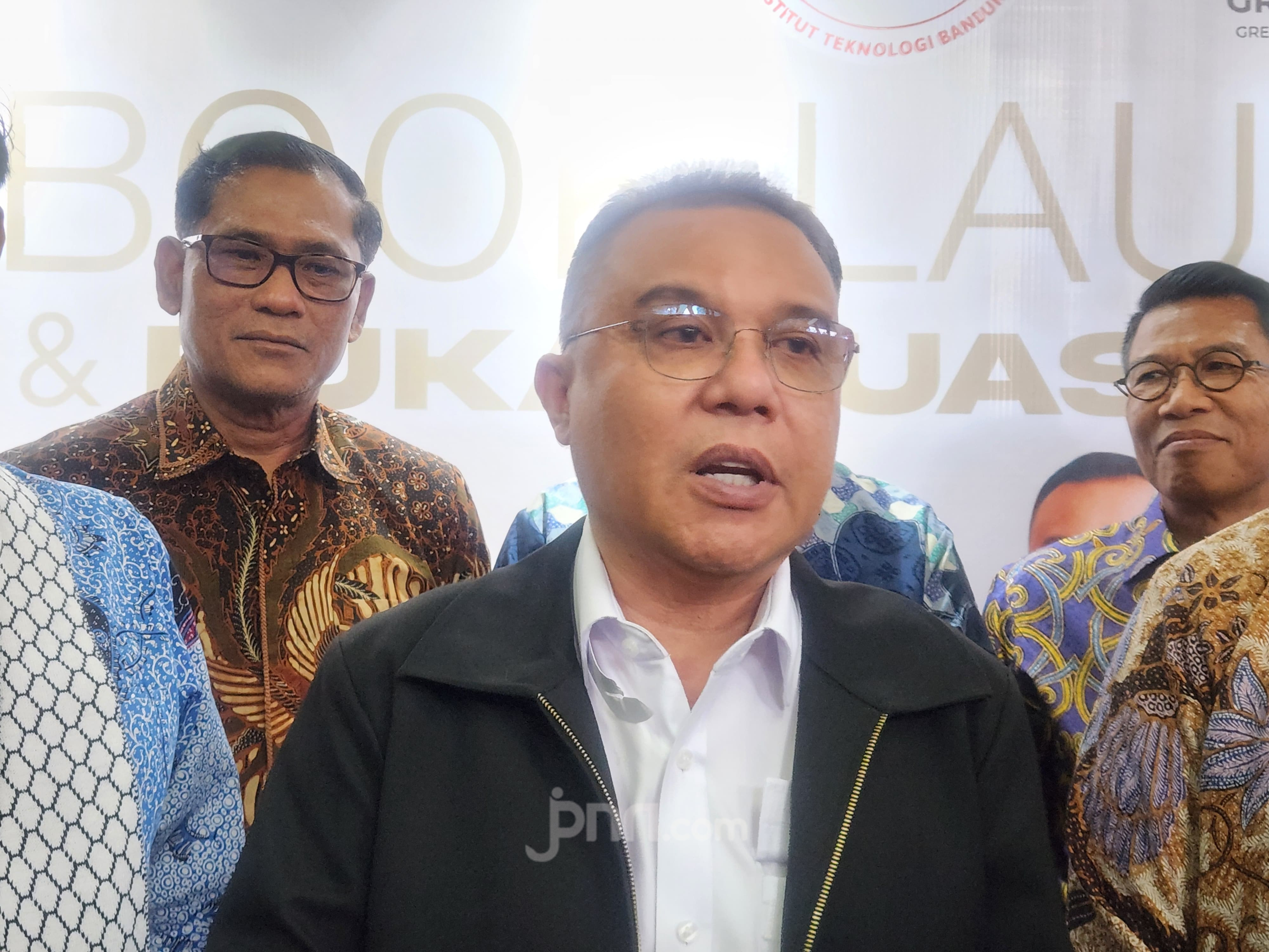 ---
Dasco: UU Ketenagakerjaan Baru Ditargetkan Rampung Akhir Tahun Ini

---